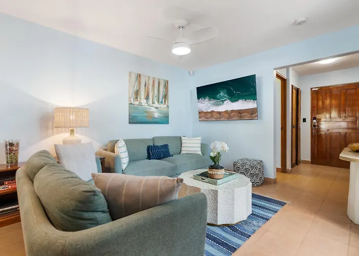 Сasa de vacaciones Spacious With Private Pool & Covered Patio Near The