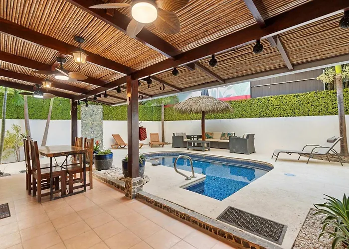 Сasa de vacaciones Spacious With Private Pool & Covered Patio Near The Playa Flamingo