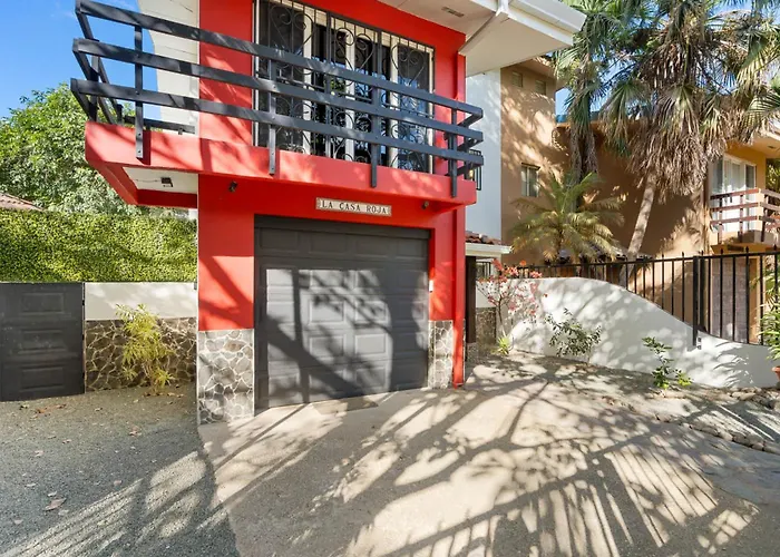 Spacious With Private Pool & Covered Patio Near The Vakantiehuis *