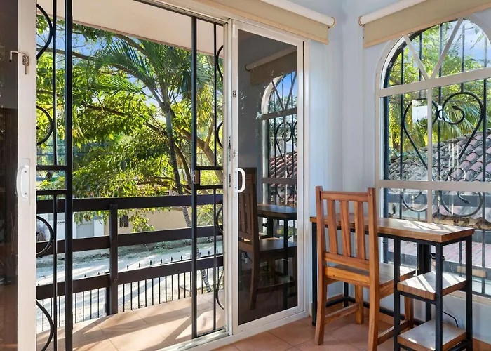 Spacious With Private Pool & Covered Patio Near The * Playa Flamingo