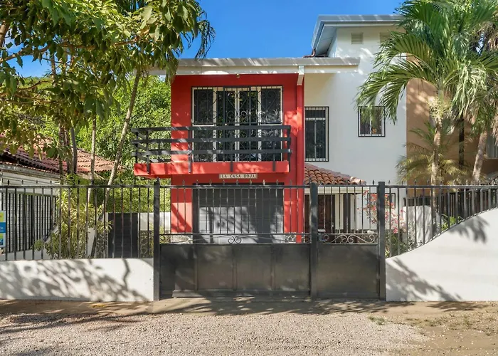 Spacious With Private Pool & Covered Patio Near The Playa Flamingo